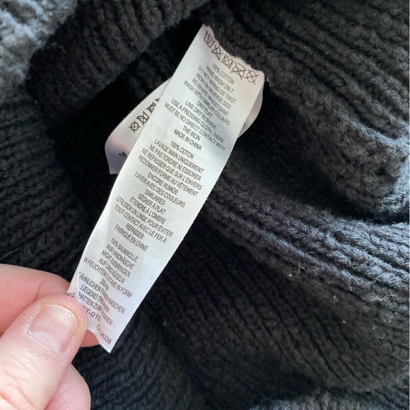 🌼 French Connection - Black Knit Top 🌼 - Picture 6 of 6